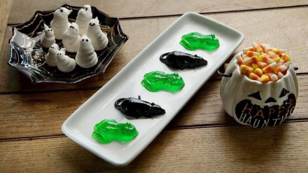 Discover What Ghoulish Candy Treat Many People In Mexico Eat
